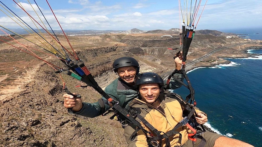 Picture 3 for Activity Las Palmas: tandem paragliding flights for everyone