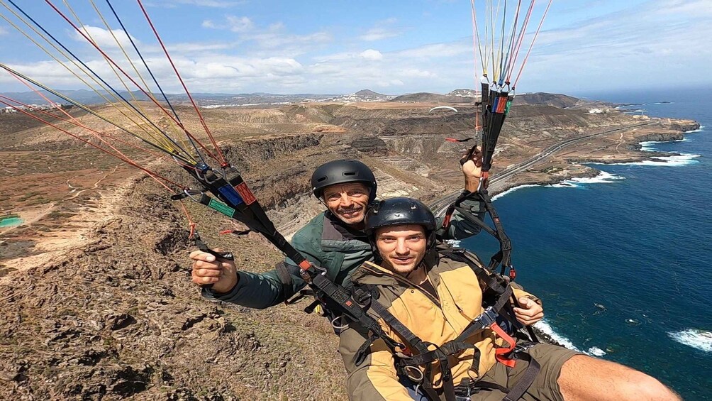 Picture 3 for Activity Las Palmas: tandem paragliding flights for everyone