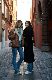 จากโบโลญญา: ประสบการณ์ Enzo Ferrari ในเมืองโมเดนาพร้อมอาหารกลางวัน