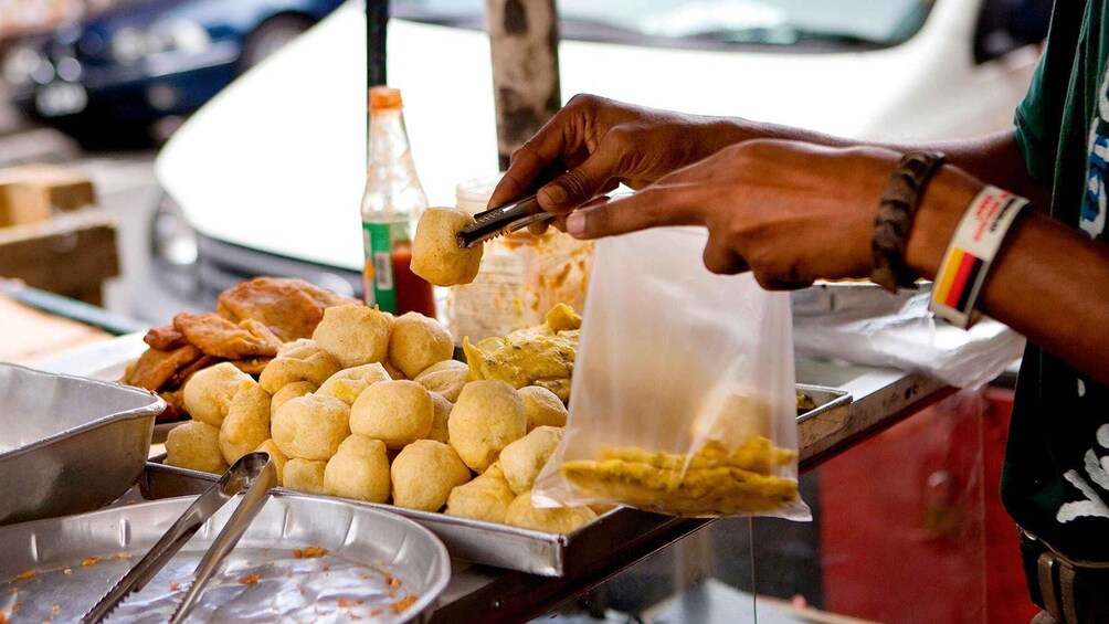 Port Louis: Street Food City Tour