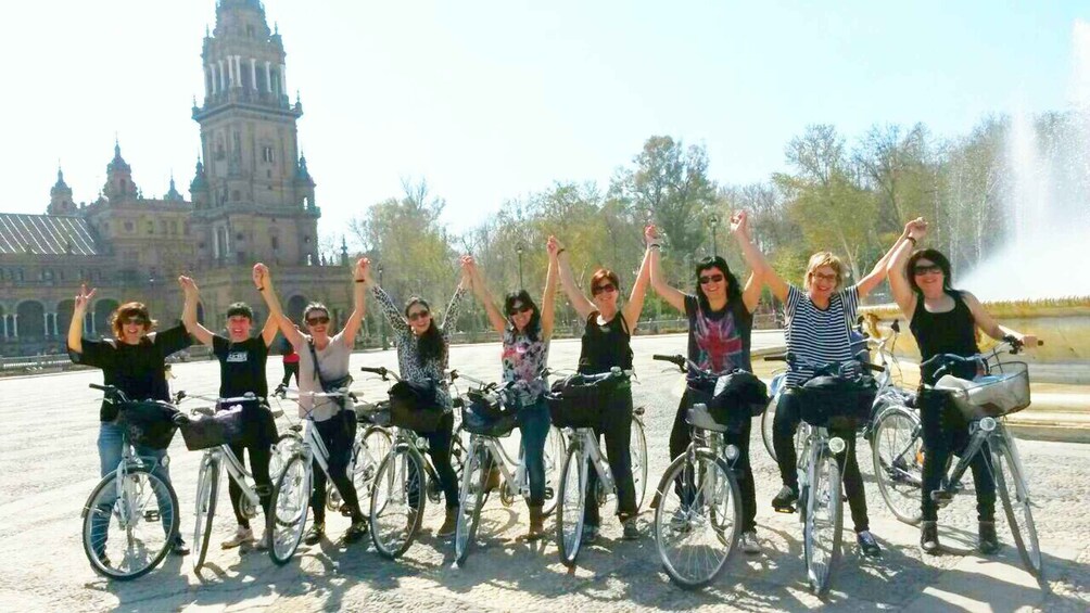 Picture 2 for Activity Seville City Bike Tour: Top Seville's Monuments