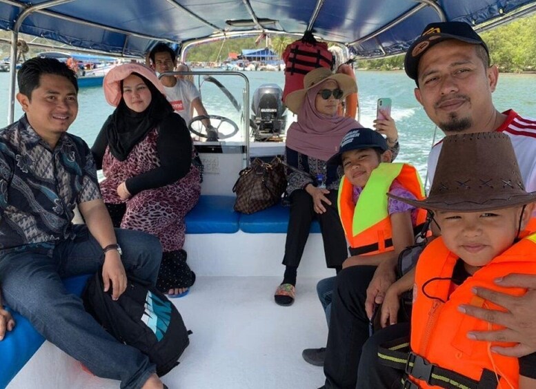 From Desaru Coast: Sungai Lebam River Cruise with Pickup