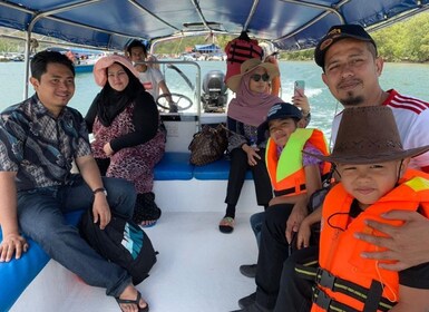 From Desaru Coast: Sungai Lebam River Cruise with Pickup