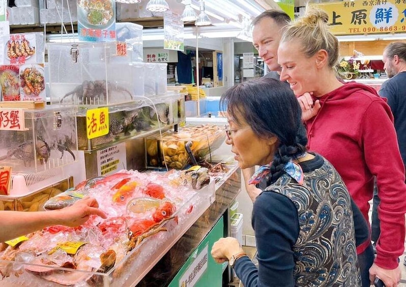 Picture 4 for Activity Naha Makishi Public Market : Sushi making experience