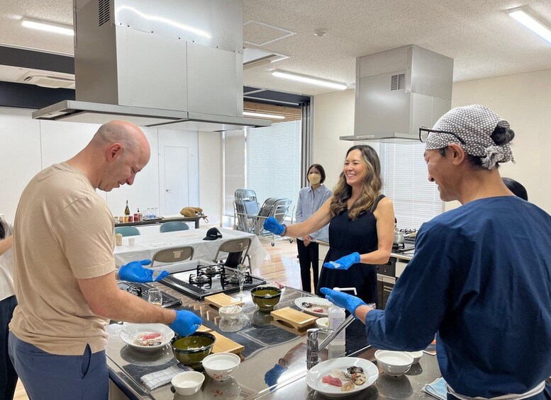 Picture 10 for Activity Naha Makishi Public Market : Sushi making experience