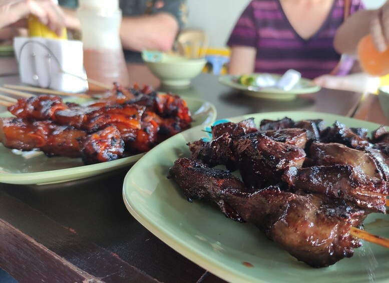 Picture 1 for Activity Manila Food Tour: Introduction to Philippine Street Food