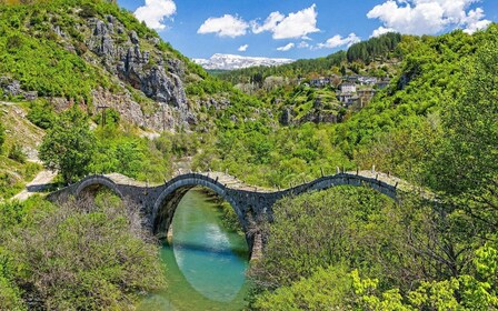 From Parga: Zagoria and Vikos Gorge Day Trip with Lunch
