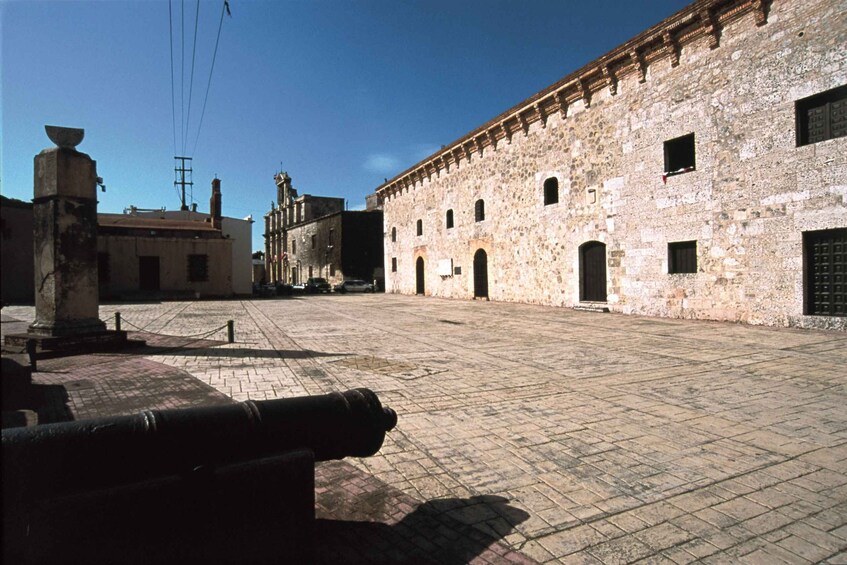 Picture 4 for Activity Santo Domingo: Guided City Walking Tour