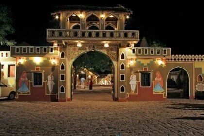 Avondtour Jaipur Chokhi Dhani dorpscultuur met diner