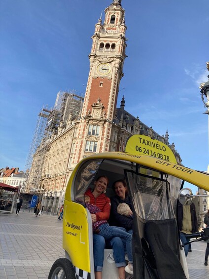 Private guided tour by electric bike taxi