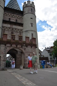 Customisable walking tour with local photographer