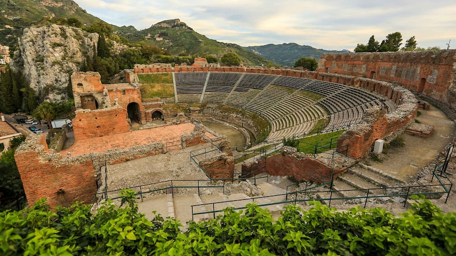 Taormina: Ancient Theater Skip-the-Line Ticket & Audio Guide