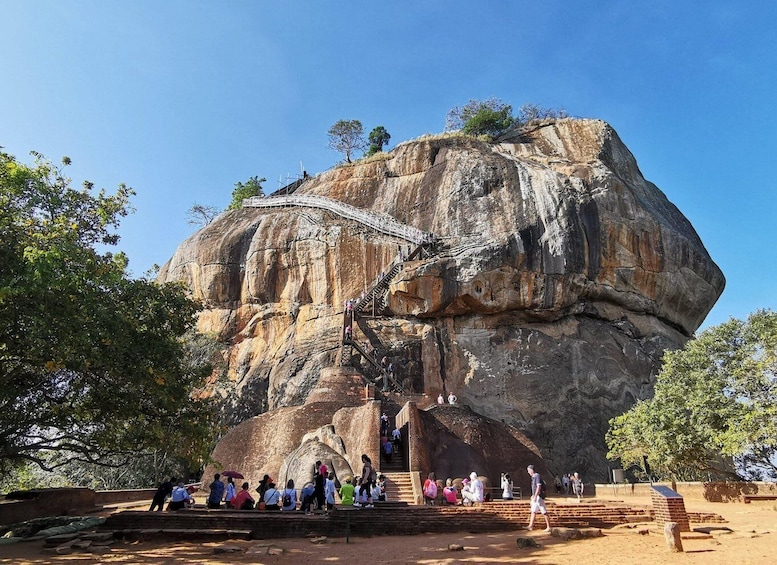 Picture 3 for Activity Colombo: Sigiriya, Dambulla, Kandy, Pinnawala 2 Day Tour