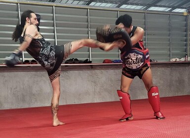 Ko Lanta:Learn the art of muay thai (Adin Muay Thai School)