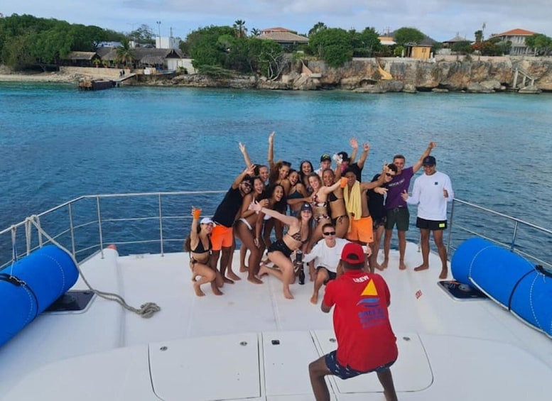 Picture 3 for Activity Willemstad: Sunset Cruise Tour with Food and Drinks