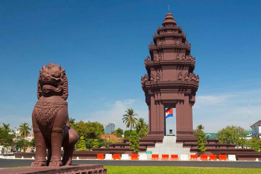 Picture 2 for Activity Phnom Penh: Hidden Gems City Walking Tour with a Local Guide