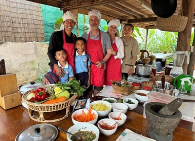 Battambang: Cooking Class and Market Touring