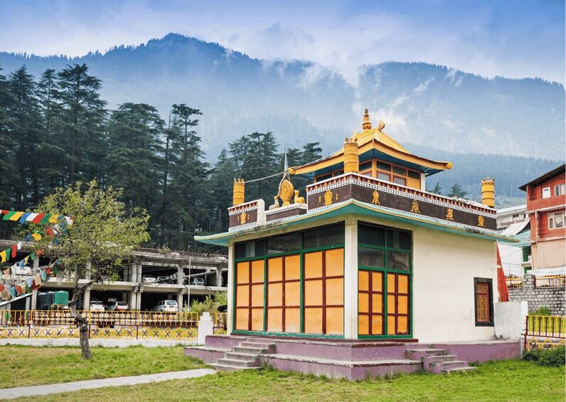 The Spiritual Trails of Dharamshala(Guided Walking Tour)