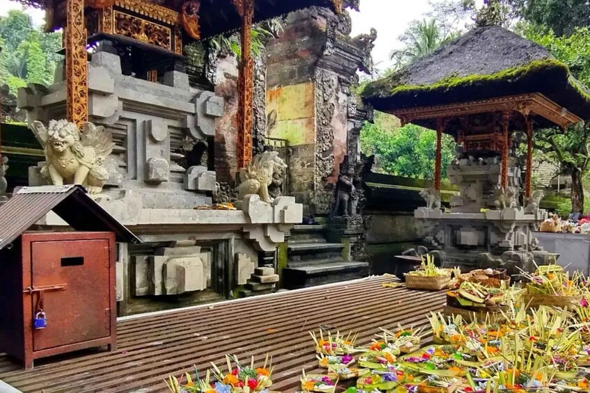 Picture 3 for Activity Tirta Empul: Temple Tour with Optional Spiritual Cleansing