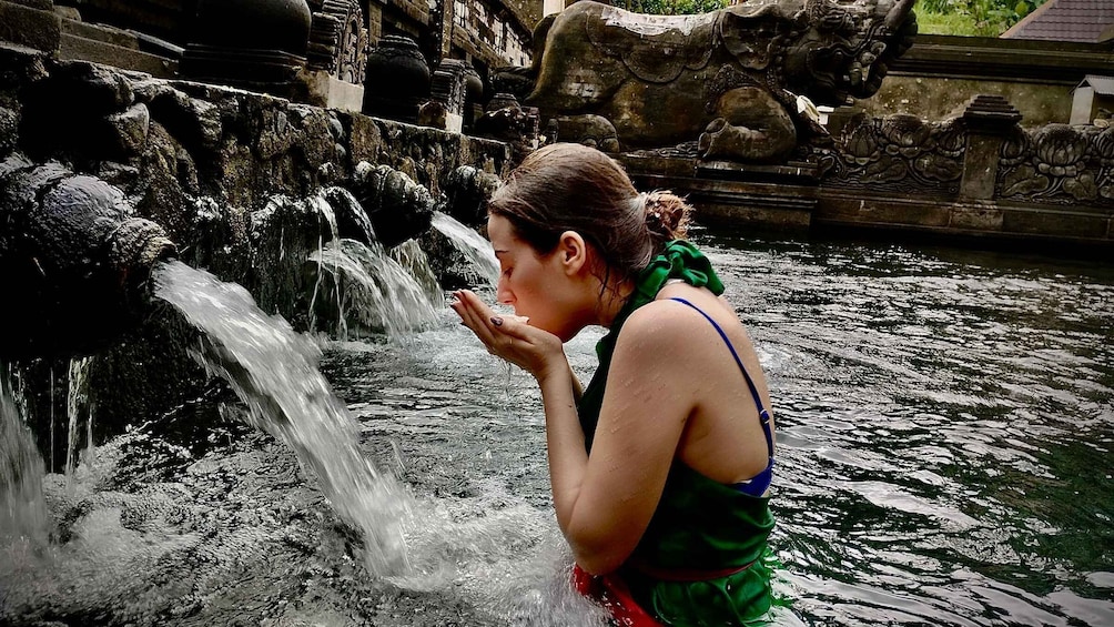 Picture 2 for Activity Tirta Empul: Temple Tour with Optional Spiritual Cleansing