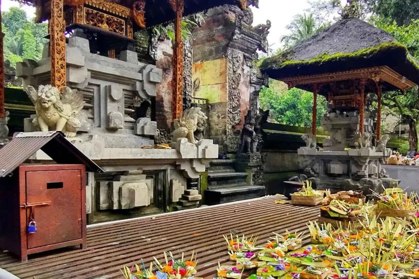 Picture 3 for Activity Tirta Empul: Temple Tour with Optional Spiritual Cleansing