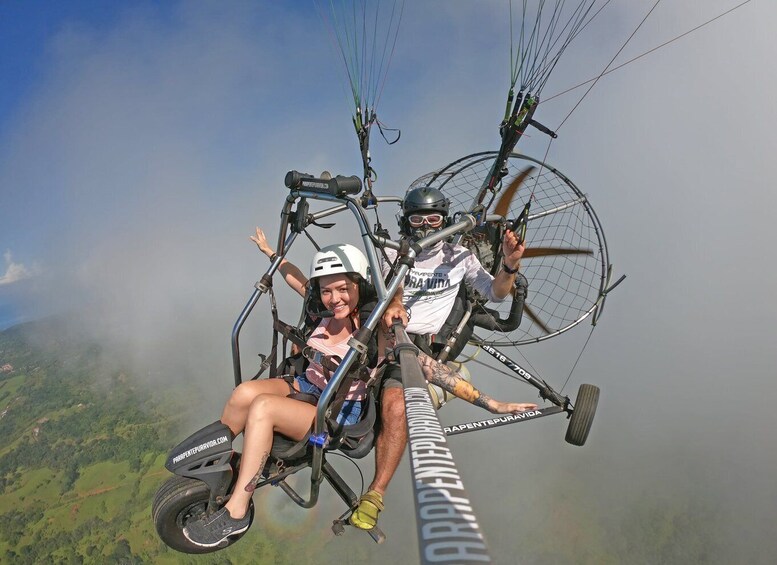 Jaco: Long-Distance Paratrike Flight with Certified Pilot