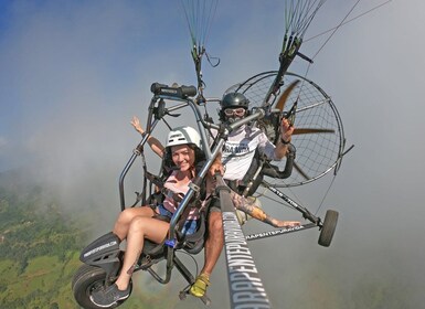 Jaco: Long-Distance Paratrike Flight with Certified Pilot