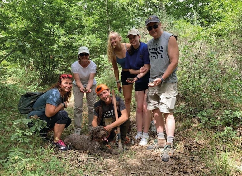 Barberino Tavarnelle: Truffle Hunt Tour with Lunch or Dinner