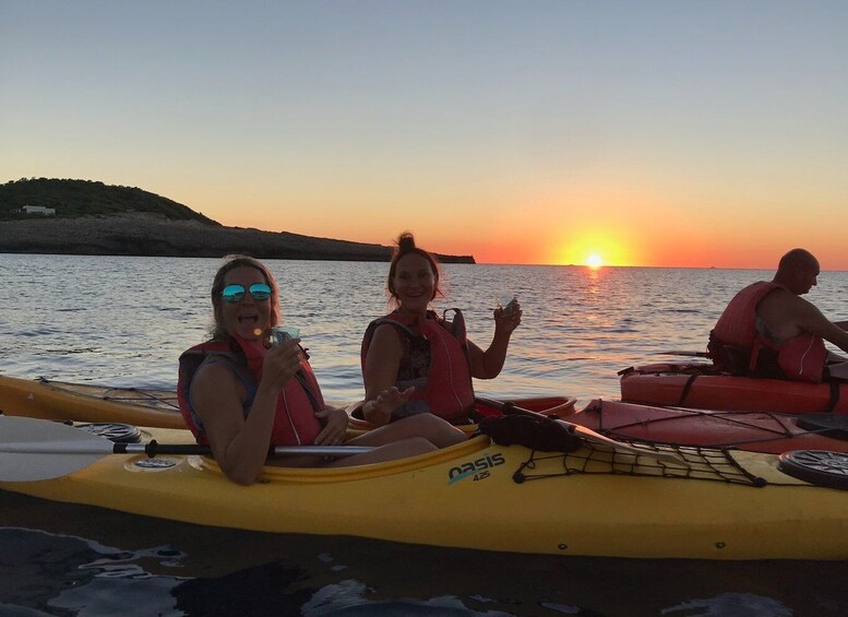 Ibiza: Sea Kayaking at Sunset and Sea Caves Tour