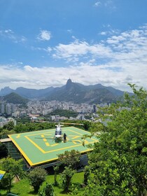 Cariocando Christ Redeemer & Sugarloaf + Helikopterikierros