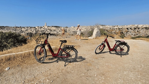 Matera: E-Bike Ride across the Murgia to Sassi Belvedere