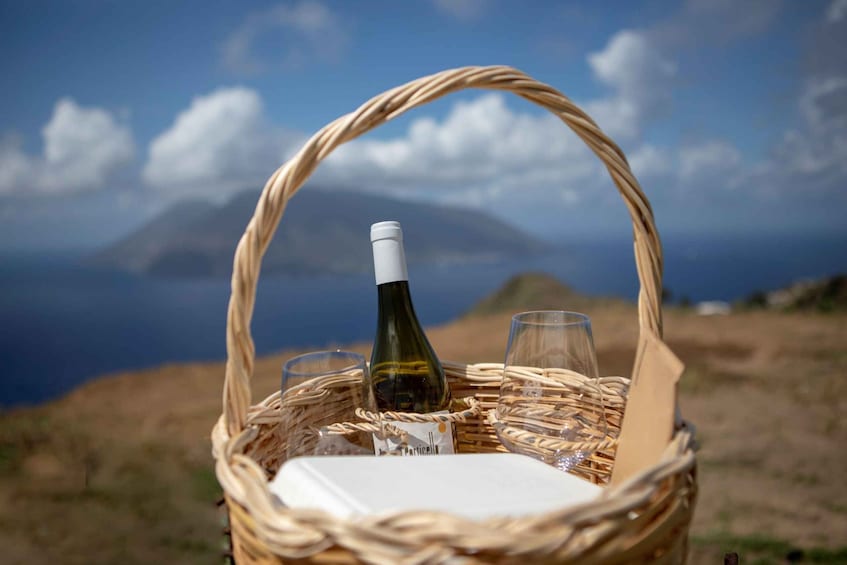 Picture 5 for Activity Lipari: Picnic in the Vineyard