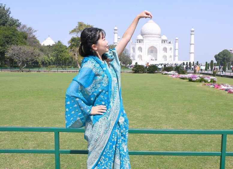 Picture 5 for Activity From Delhi: Taj Mahal & Agra Day Trip by Gatimaan Train