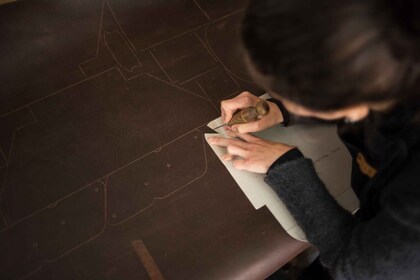 Design and Craft with Leather in Palermo