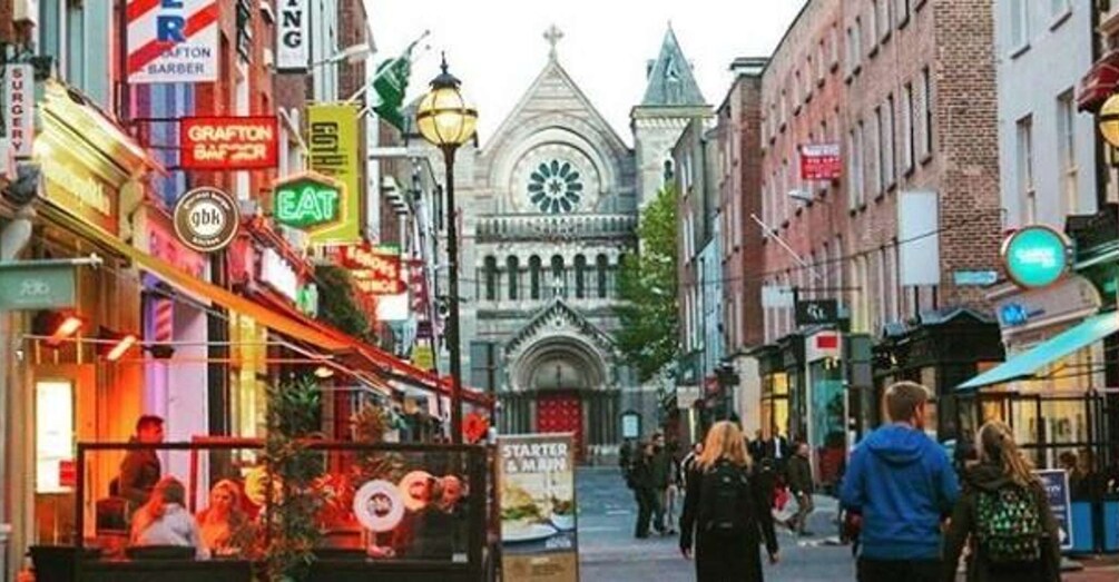 Picture 4 for Activity Dublin Temple Bar Night Tour