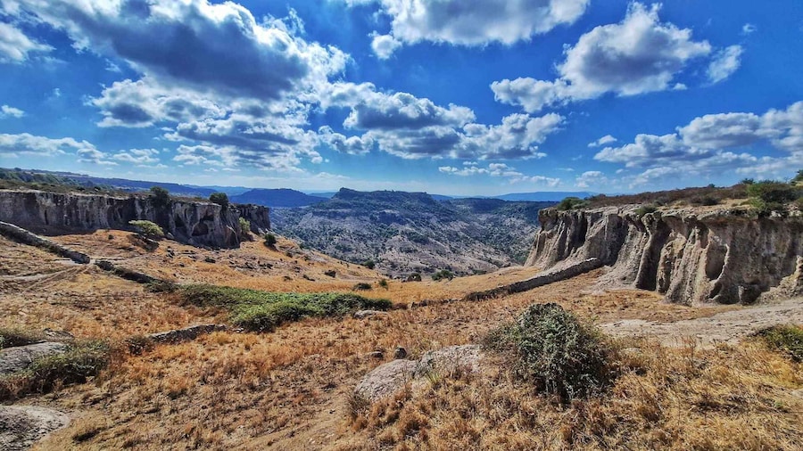 Ittiri: Hiking on the ridges of Mount Torru