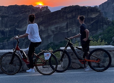 Meteora: E-Bike Epic Sunset Tour With Local Guide & Drink