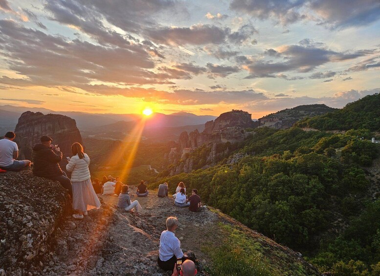 Meteora: E-Bike Epic Sunset Tour With Local Guide & Drink