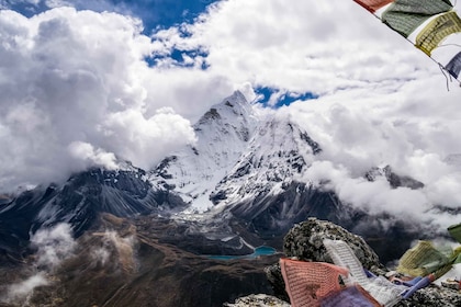 Campamento base del Everest: caminata por el lago Gokyo, 18 días