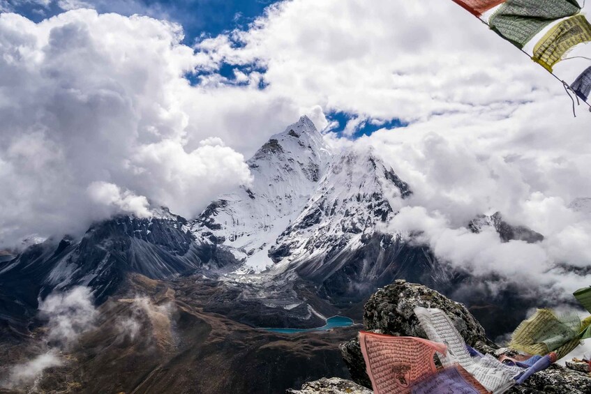 Everest Base Camp Via Gokyo Lake Trek-18 Days