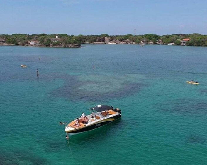 Picture 5 for Activity Santa Marta Beaches Private Boat Tour