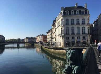 Bayonne: Private Guided Walking Tour