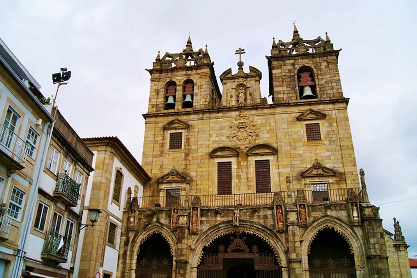 Picture 2 for Activity Braga and Guimarães: Tour from Porto