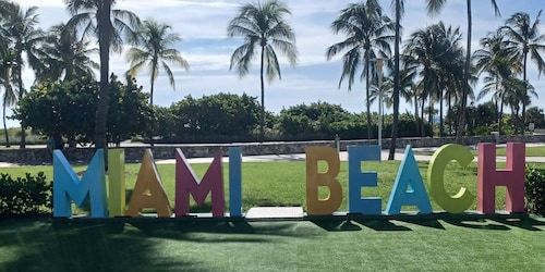 Miami: City Tour & Cruise of Biscayne Bay