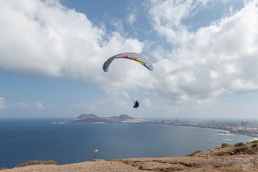 Picture 7 for Activity Las Palmas: Paragliding Tandem Flight with Instructor