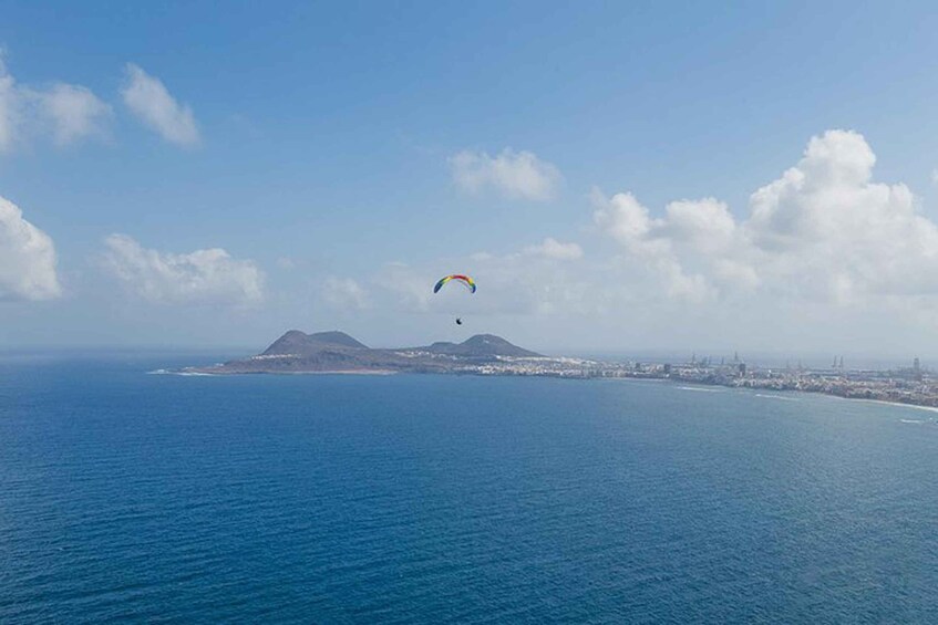 Picture 6 for Activity Las Palmas: Paragliding Tandem Flight with Instructor