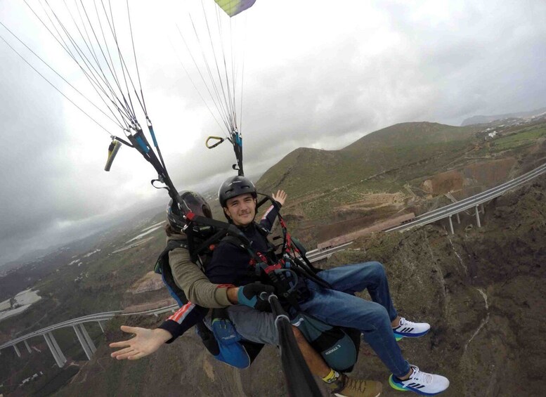 Picture 2 for Activity Las Palmas: Paragliding Tandem Flight with Instructor