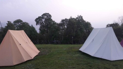 Vanuit Pokhara: 1 Nacht 2 Dagen Australisch Kamp Kamperen Tour