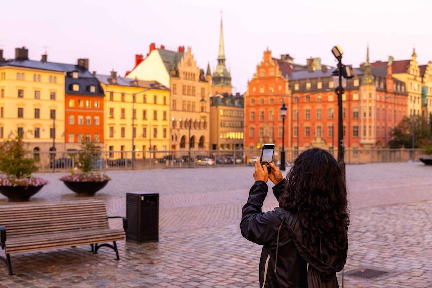 Picture 4 for Activity Golden hour photo walk in the heart of Stockholm