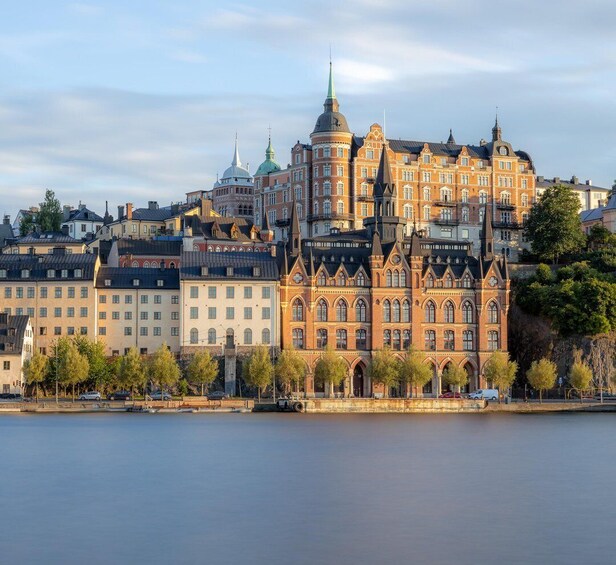 Picture 3 for Activity Golden hour photo walk in the heart of Stockholm